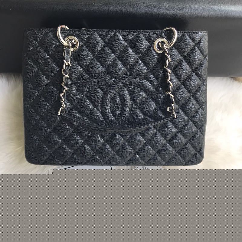 Ch*el shopping bags